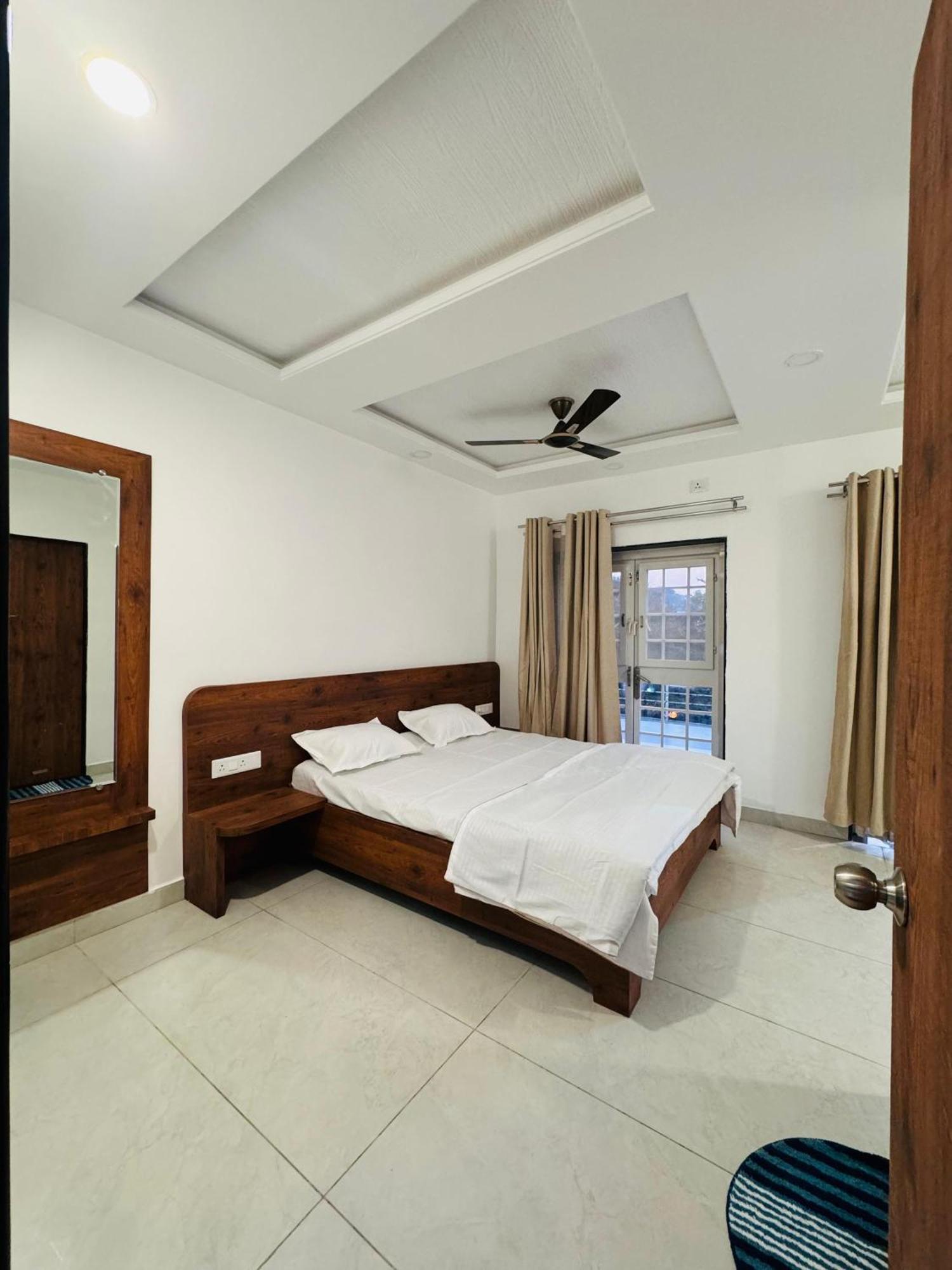 The Gulmohar, Chikhaldara Hotel Exterior foto